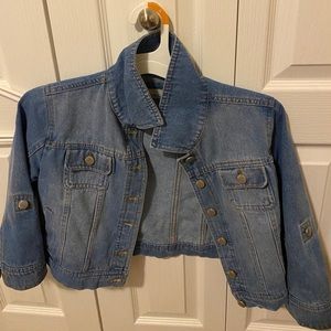 Cropped denim jacket